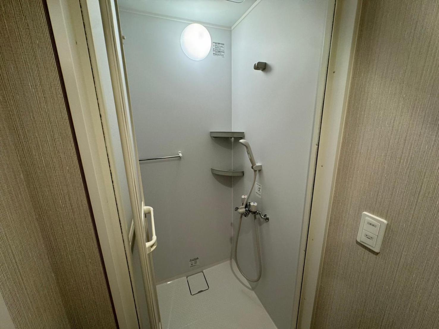 Capsule Hotel Suzumoriya Tokyo Exterior photo